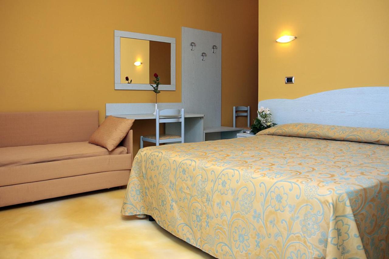 Hotel La Tartaruga Roseto Degli Abruzzi Extérieur photo
