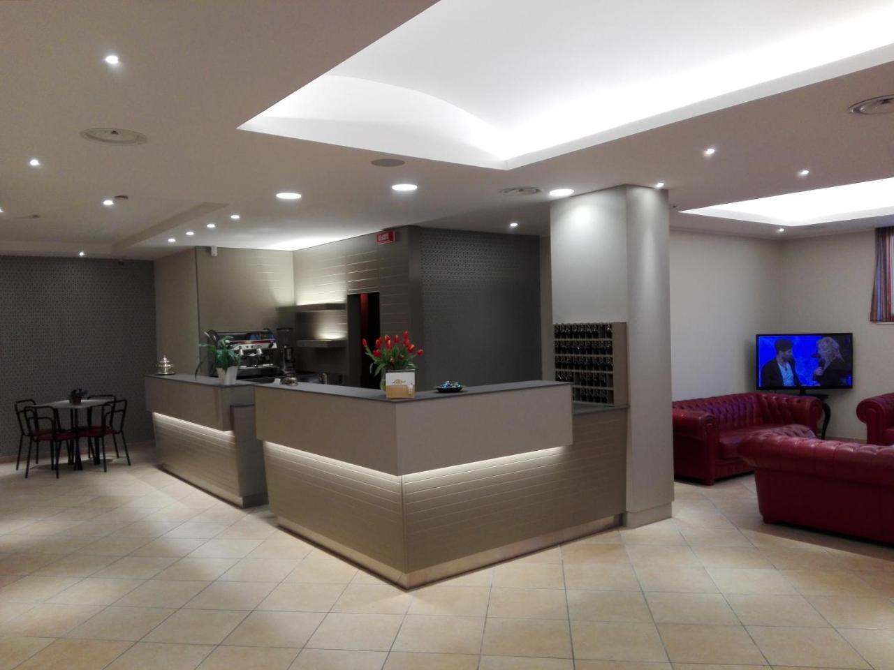 Hotel La Tartaruga Roseto Degli Abruzzi Extérieur photo